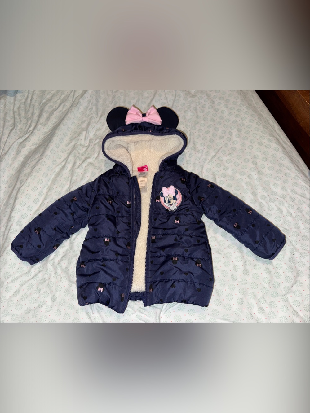 Disney Navy and Pink Minnie Mouse Hooded Puffer Coat